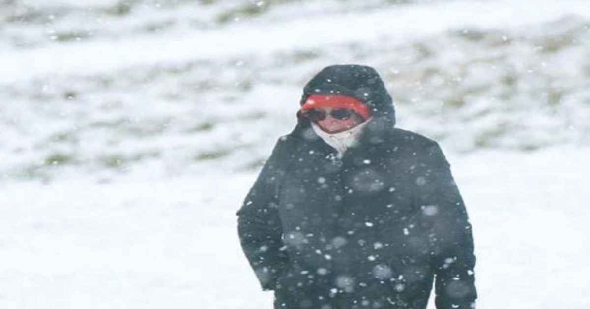 Snowfall Follows Storm